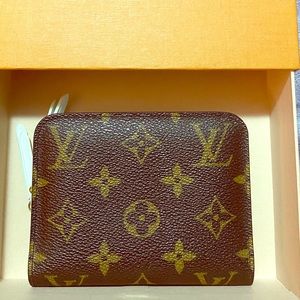 Louis Vuitton Mini Insolite Wallet